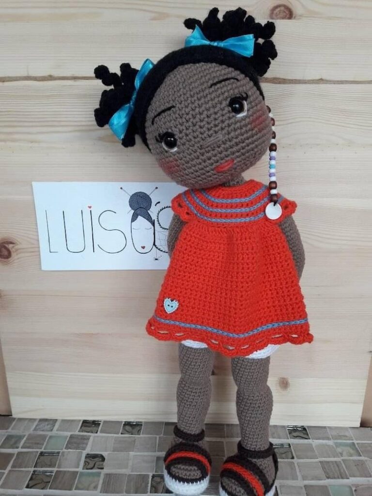 Patrón gratis muñeca Simone crochet