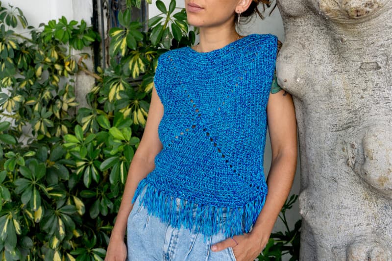 Top Blue crochet
