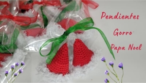 Patrón gratis pendientes gorro Papá Noel crochet